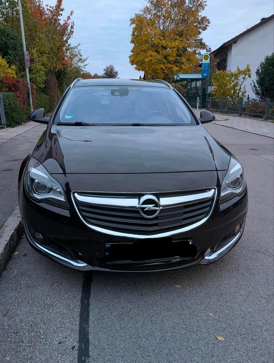 Opel Insignia 2014 — interior