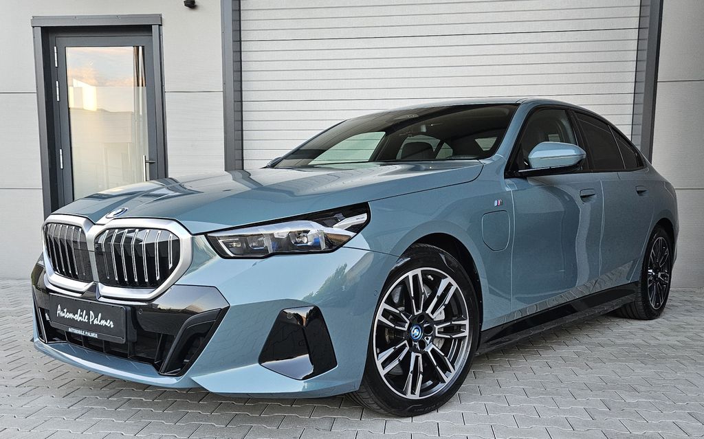 Image of BMW 550