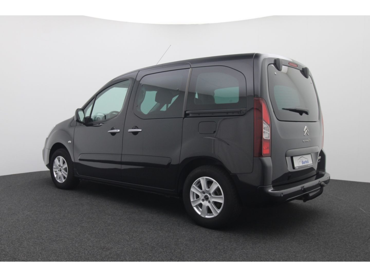 Fahrzeugabbildung Citroën Berlingo 1.6 Kombi Selection AHK abnehmbar