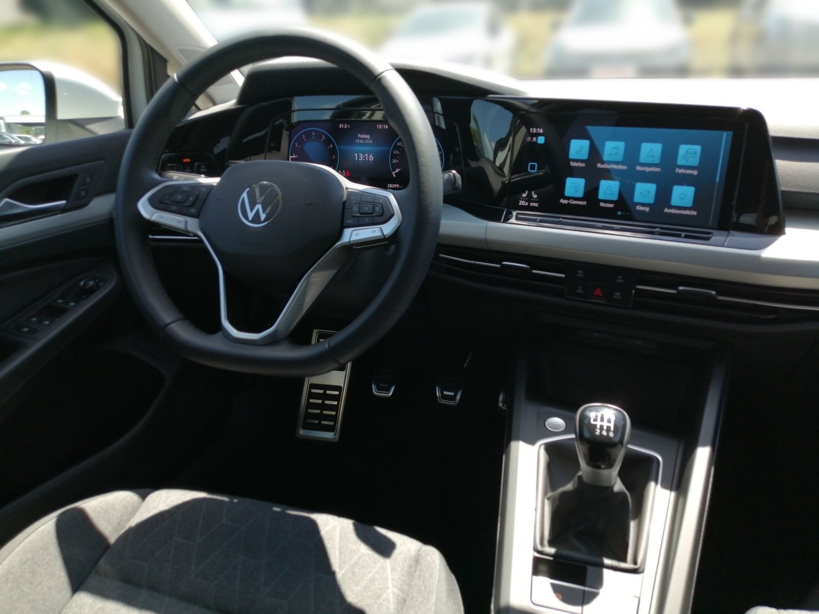 Volkswagen Golf - Bild 12