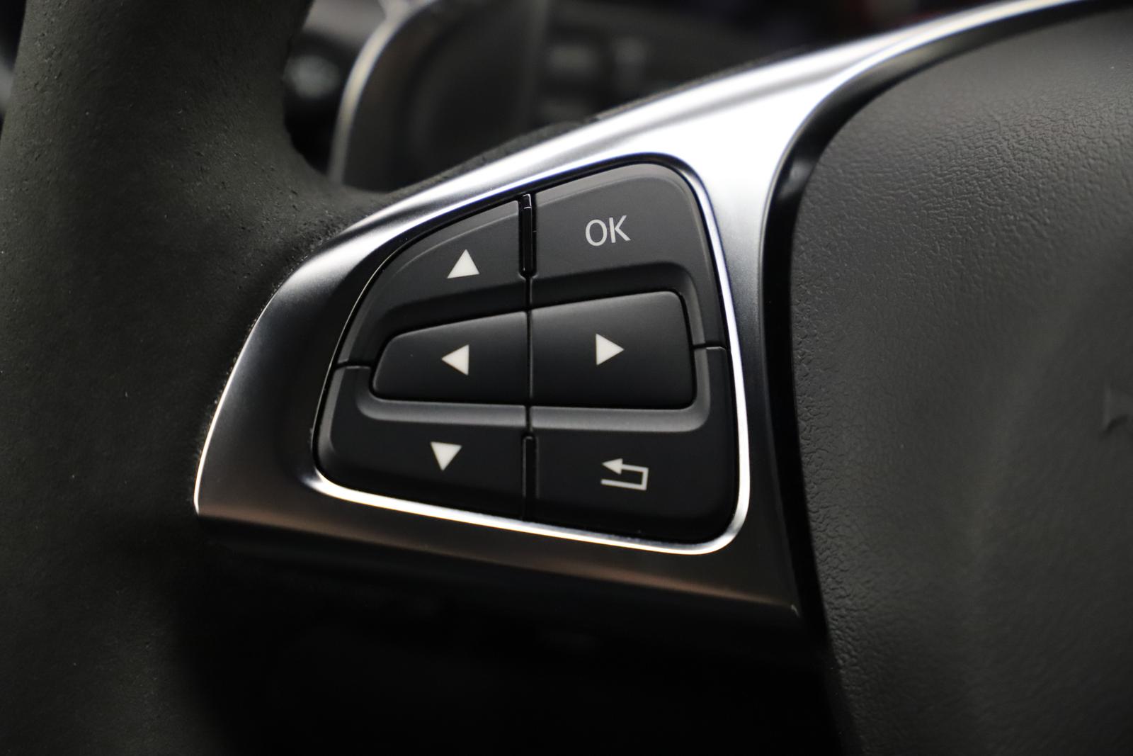 Mercedes-Benz A 45 AMG 381PS 4Matic Carplay Memory Pano PAGA