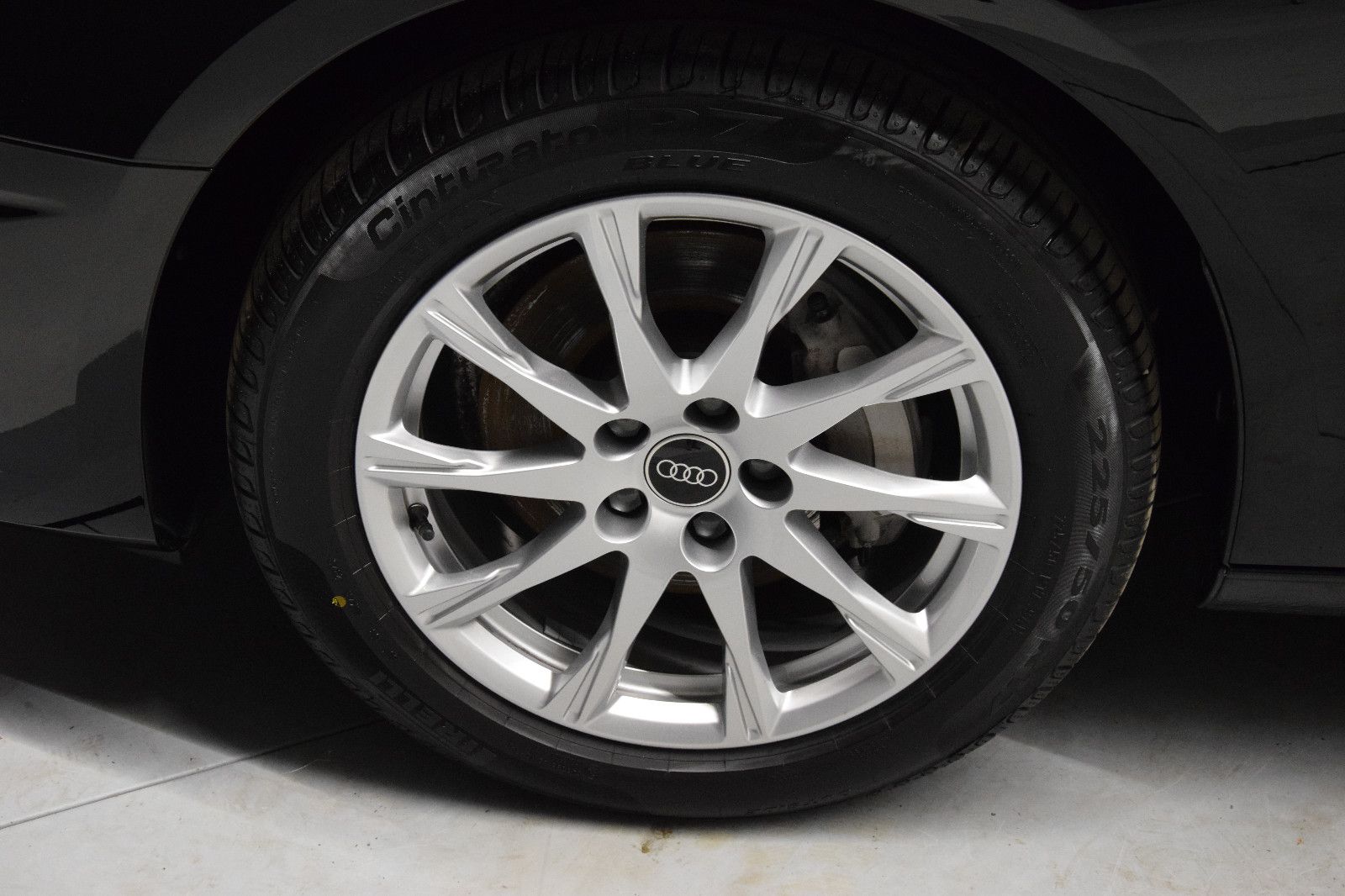 Fahrzeugabbildung Audi A4 Avant 40 TDI quattro B&O HuD Sitzbelü. ACC