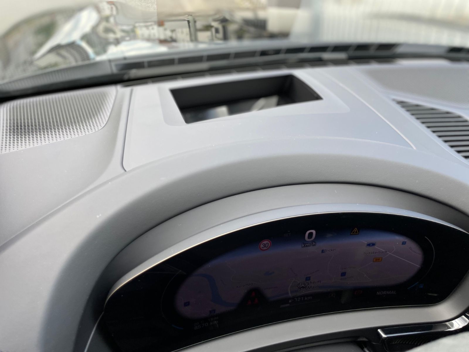 Fahrzeugabbildung Porsche Cayenne GTS Coupé Leichtbau|ACC|HUD|PASM|3.Displ