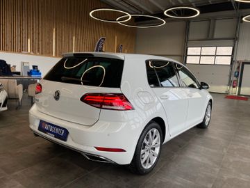 Volkswagen Golf VII Lim. Highline 1.5 TSI *1.HAND*LED*AHK*