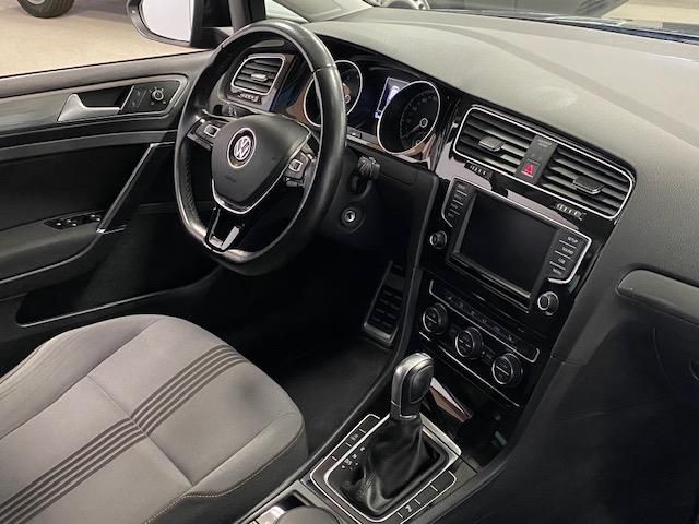 Fahrzeugabbildung Volkswagen Golf 1.4 TSI Allstar BMT AHK+SITZHEIZ+ALLWETTER+