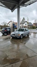 BMW Bmw e36 318i - BMW 318: Limousine, E36