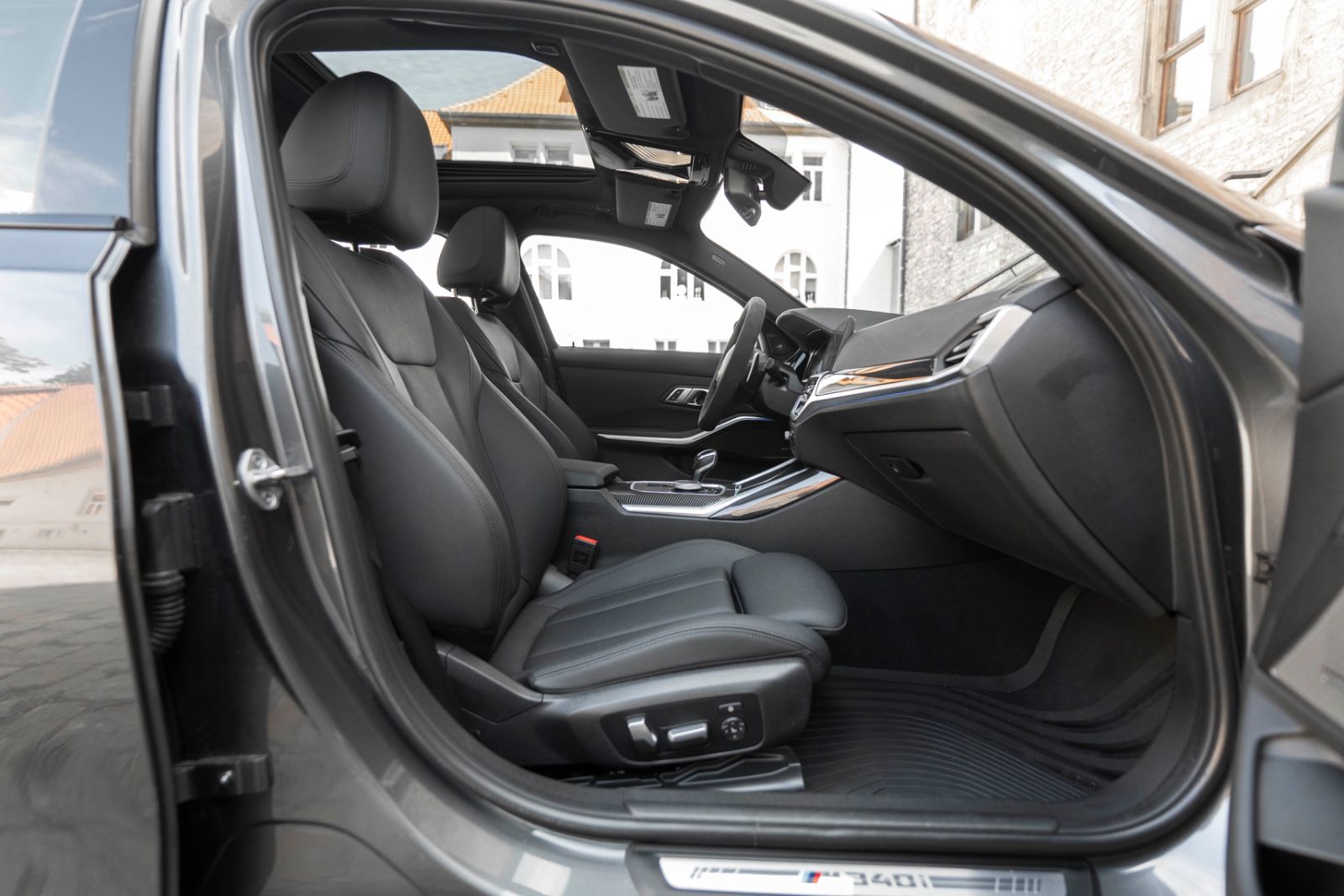Fahrzeugabbildung BMW M340i Xdrive H&K HUD CARBON LED KAM