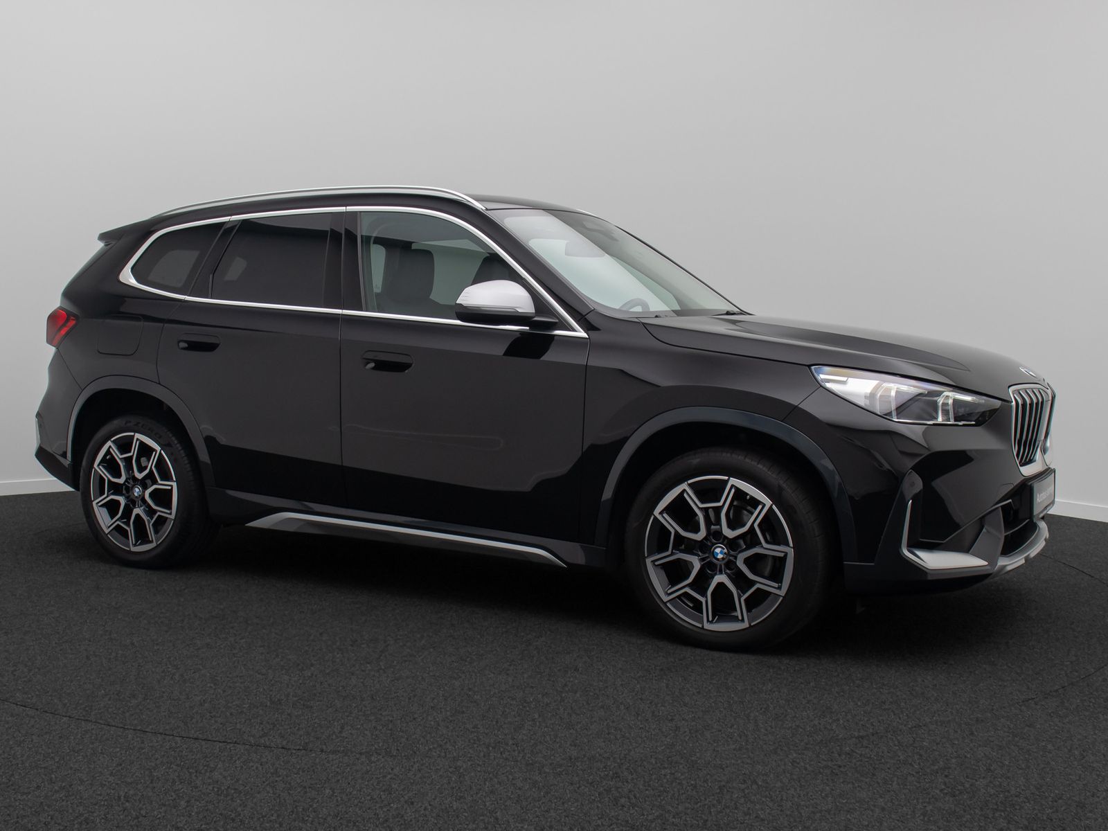 Fahrzeugabbildung BMW X1 xD20d xLine Kamera H/K AHK DAB Panorama 19"