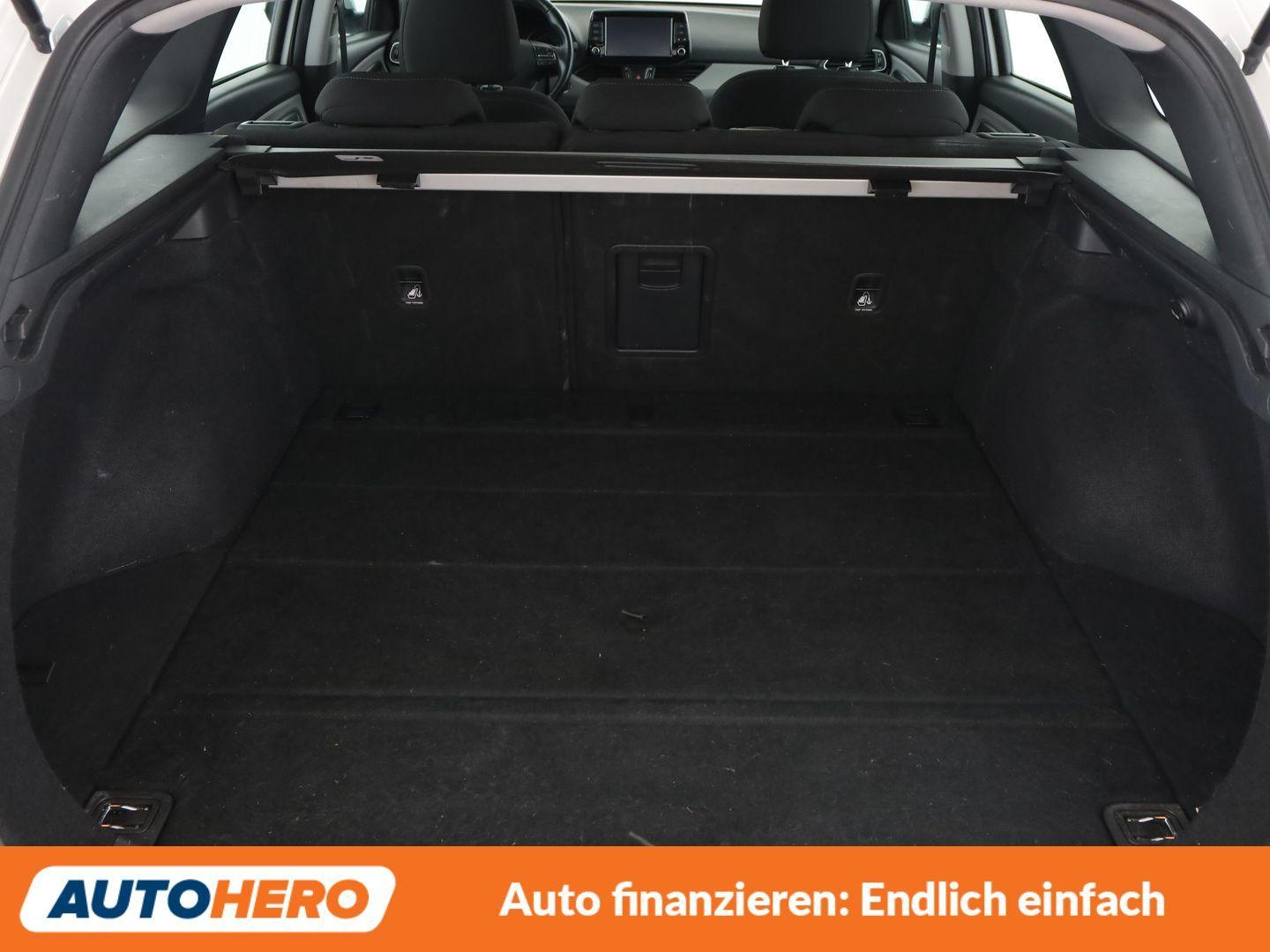 Hyundai i30 1.4 TGDI Trend Aut*NAVI*LED*TEMPO*CAM*PDC*