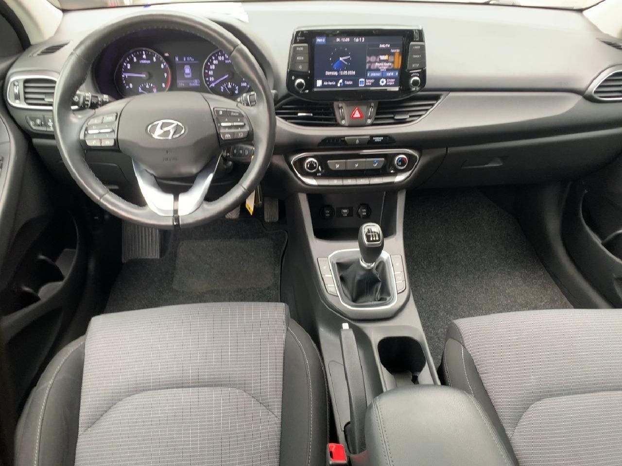 Fahrzeugabbildung Hyundai I30 1.0 l Select Mild-Hybrid + Funktions-Paket