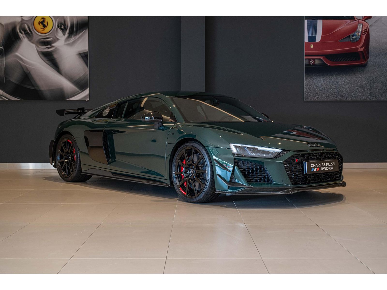 Audi R8  5.2 V10 FSI 620 RWD GT 1 OF 333  S T imagem 3