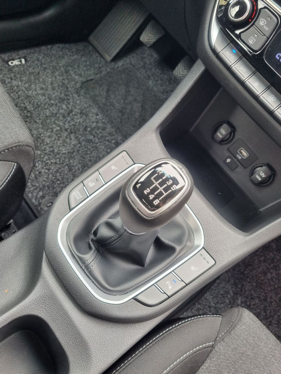 Fahrzeugabbildung Hyundai i30 FL 1.0 T-GDI 48V Trend SHZ LHZ RFK