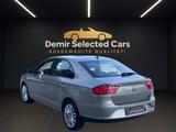 Seat Toledo Xcellence*TÜV NEU*SERVICE NEU*GARANTIE* - mit Benzin-Antrieb: Beige, Limousine, mit Klimaanlage