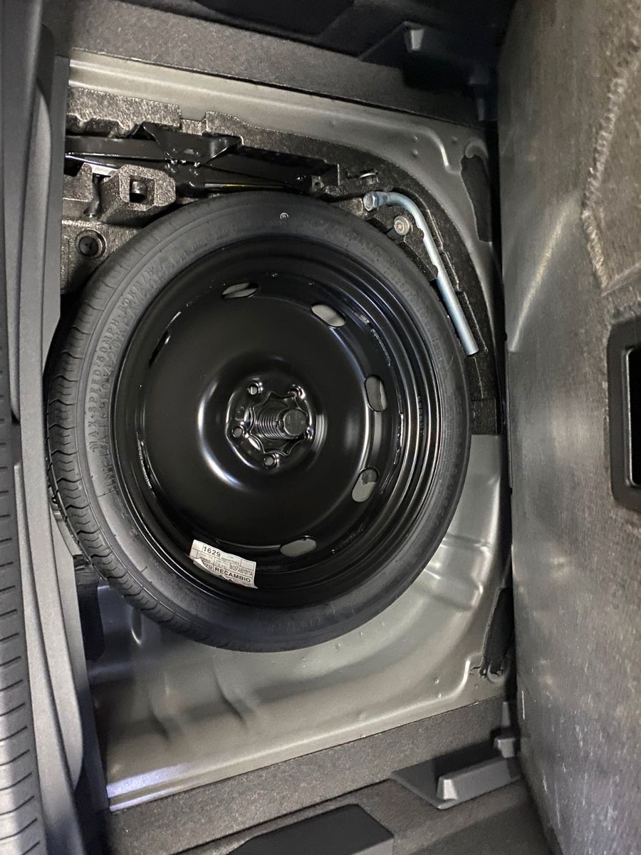 Fahrzeugabbildung CUPRA Formentor 1.5 TSI 110kW DSG+3J Garantie+3-Z-KLIM