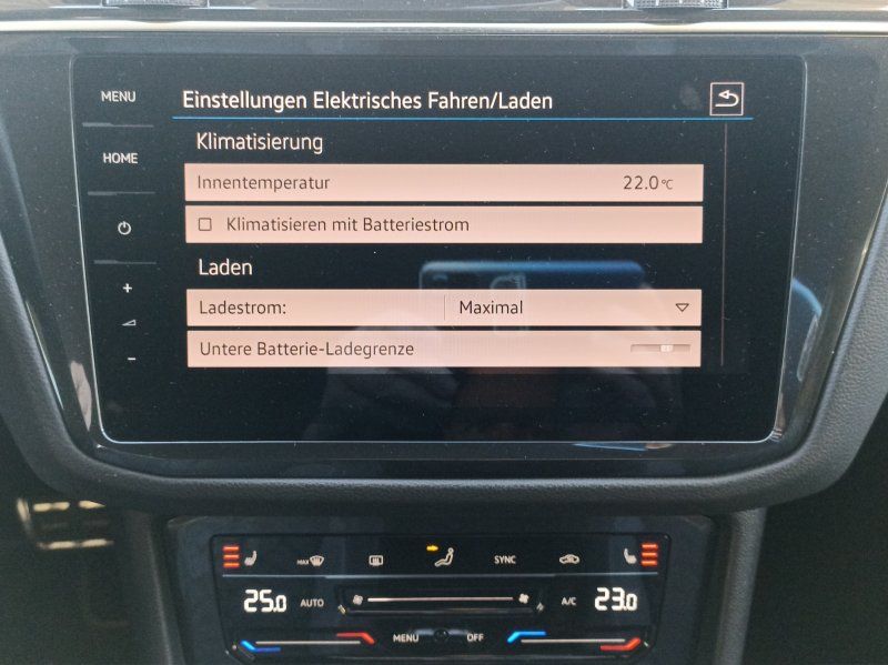 Fahrzeugabbildung Volkswagen Tiguan 1.4 TSI eHybrid R-Line  AHK+MATRIX-LED+NA