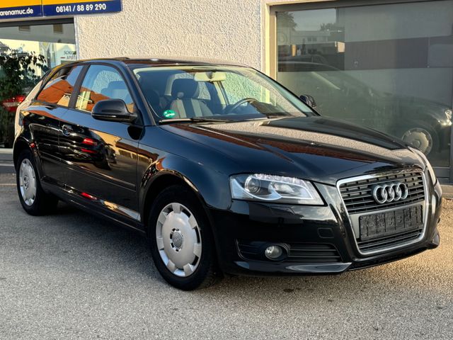 Audi A3 1.6 Attraction!XENON!SHZ!TEMPOMAT!TÜV NEU!