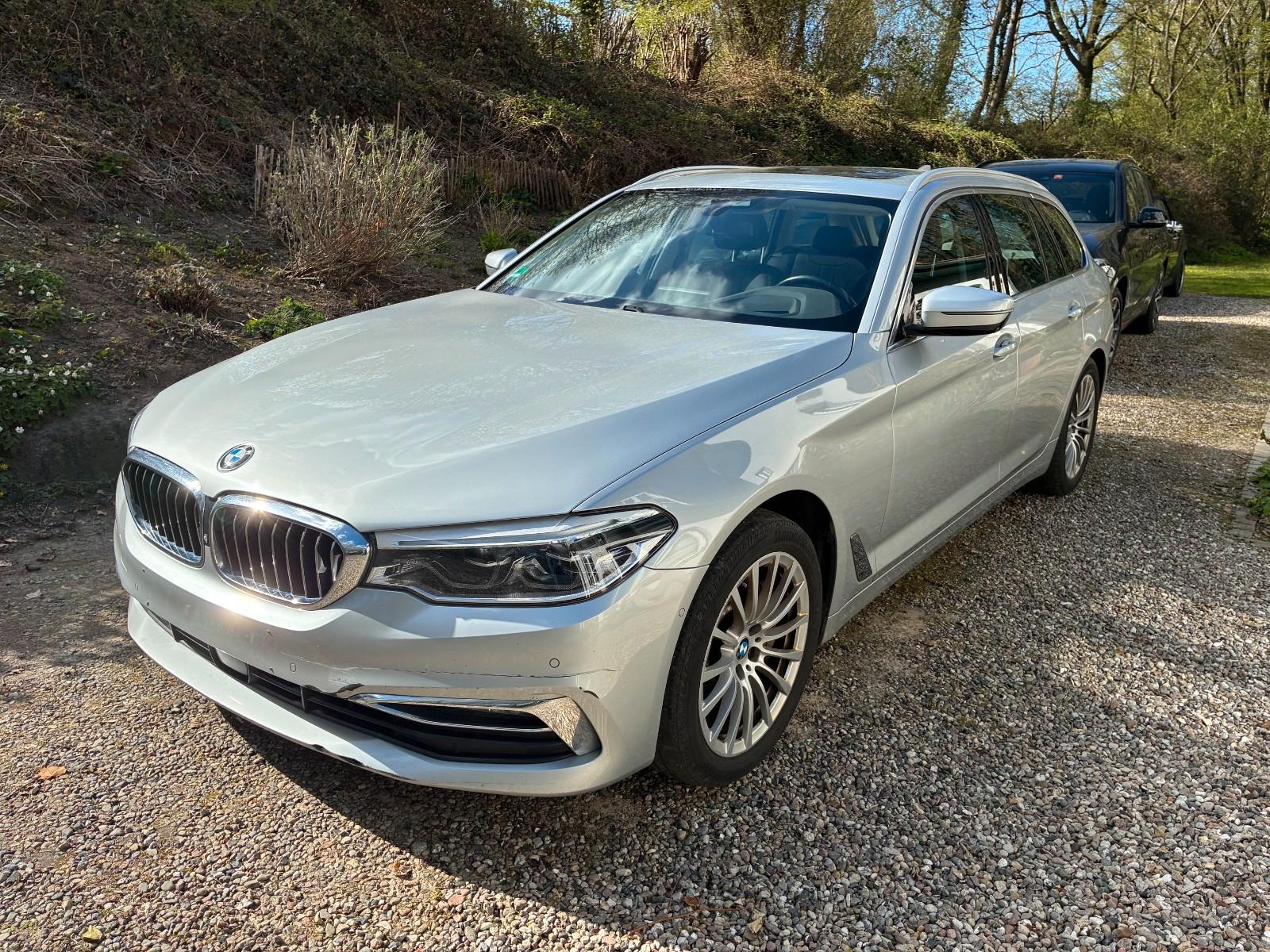 BMW 530 d xDrive Touring Luxury Memory HUD – 249 Mtl.