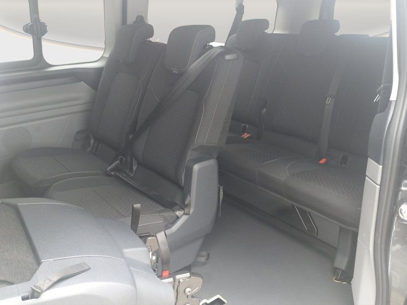 Fahrzeugabbildung Ford Tourneo Custom L2 320 2.0 EcoBlue Aut. ACC+LED+N