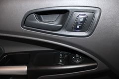 Fahrzeugabbildung Ford Transit Connect TREND L2 Lang KLIMA AHK 3-Sitzer