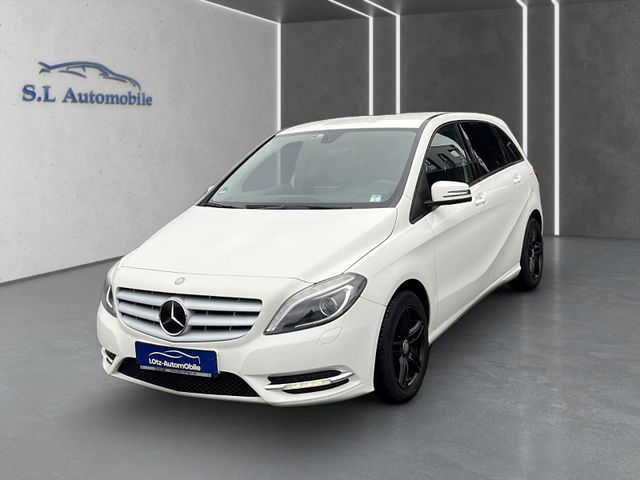 Mercedes-Benz B -Klasse B200 * 56 Tsd, Bi-Xenon, Automatik *