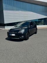 Ford Fiesta Black Magic - Ford Fiesta: Magic