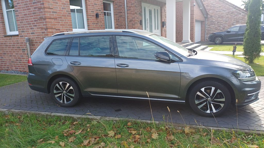 Image of Volkswagen Golf