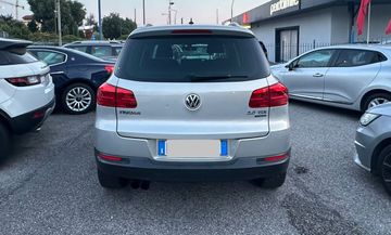 Volkswagen Tiguan - 4