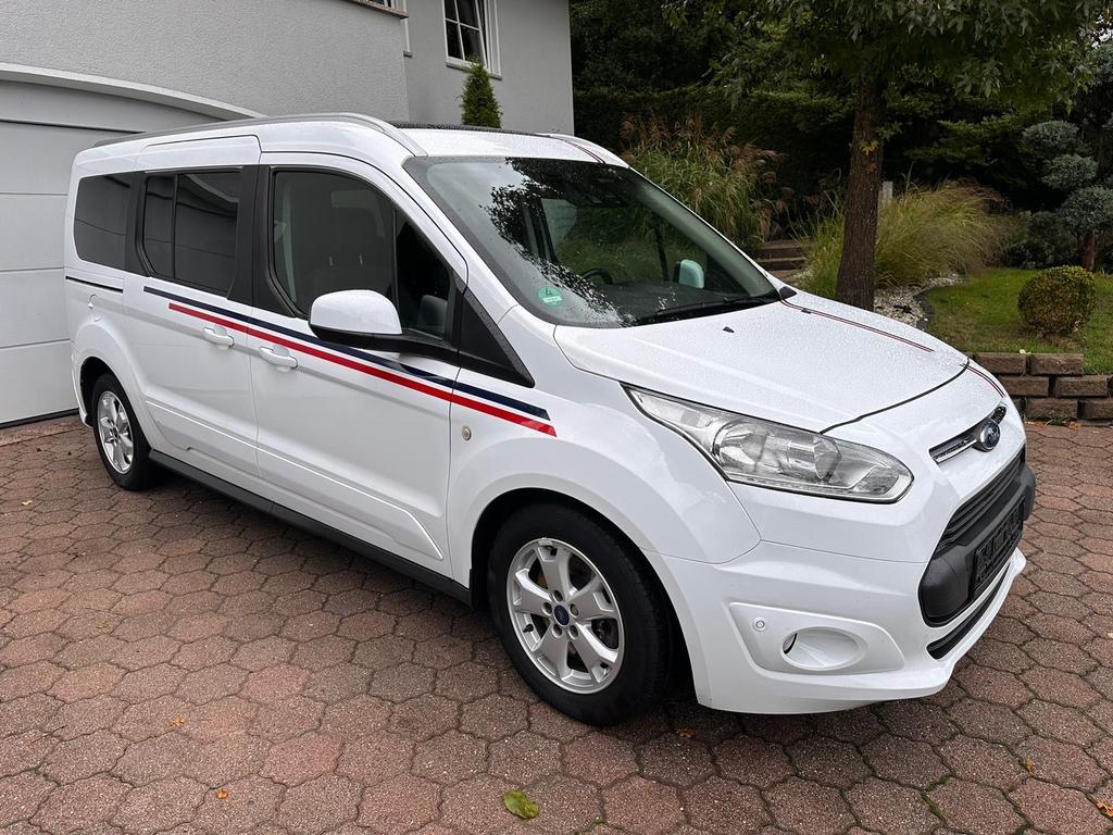 Ford Grand Tourneo