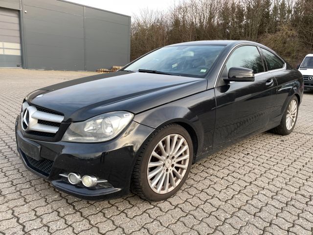 Mercedes-Benz C 200 1.8 BlueEFFICIENCY Coupé 184PS NR:26149