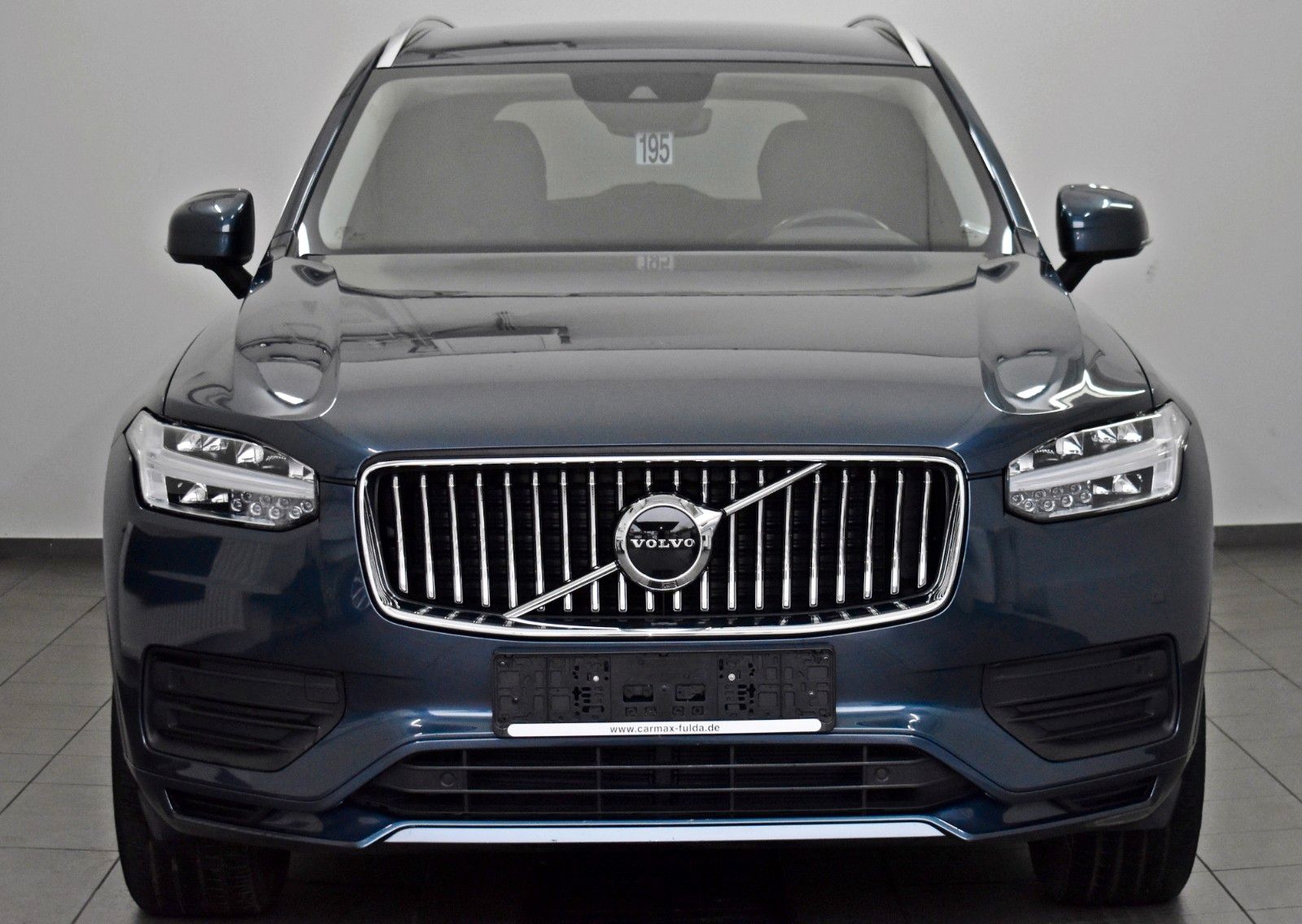 Fahrzeugabbildung Volvo XC90 B5 Momentum Pro AWD Leder,Navi,LED,Kamera