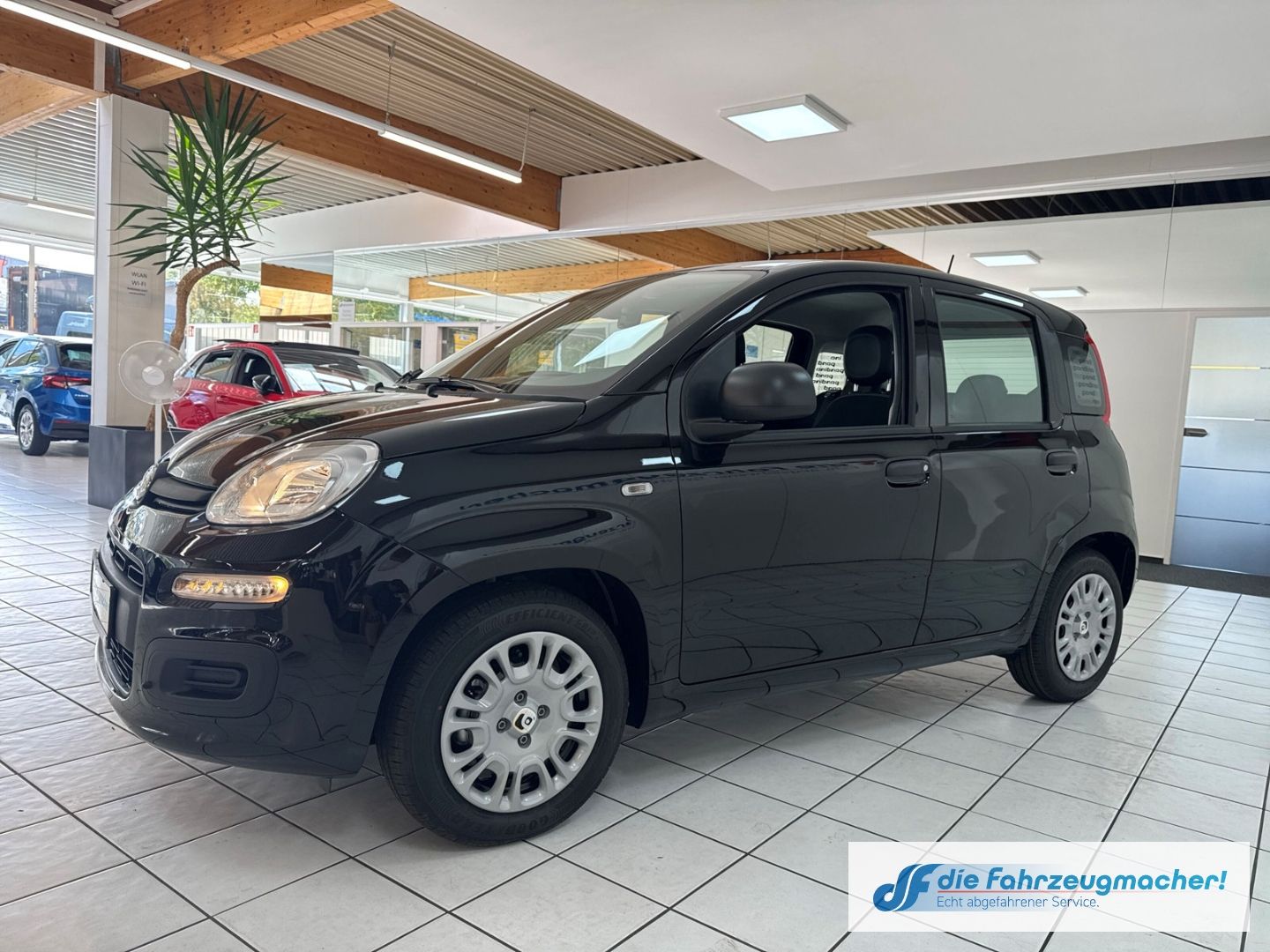 Fahrzeugabbildung Fiat Pandina Hybrid Tempomat Icon Digitales Cockpit D