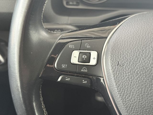 Volkswagen Caddy EDITION 35 TSI XENON NAVI ACC KAMERA