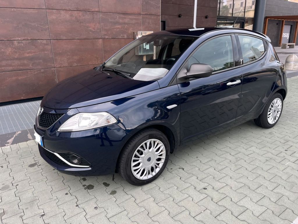 Image of Lancia Ypsilon