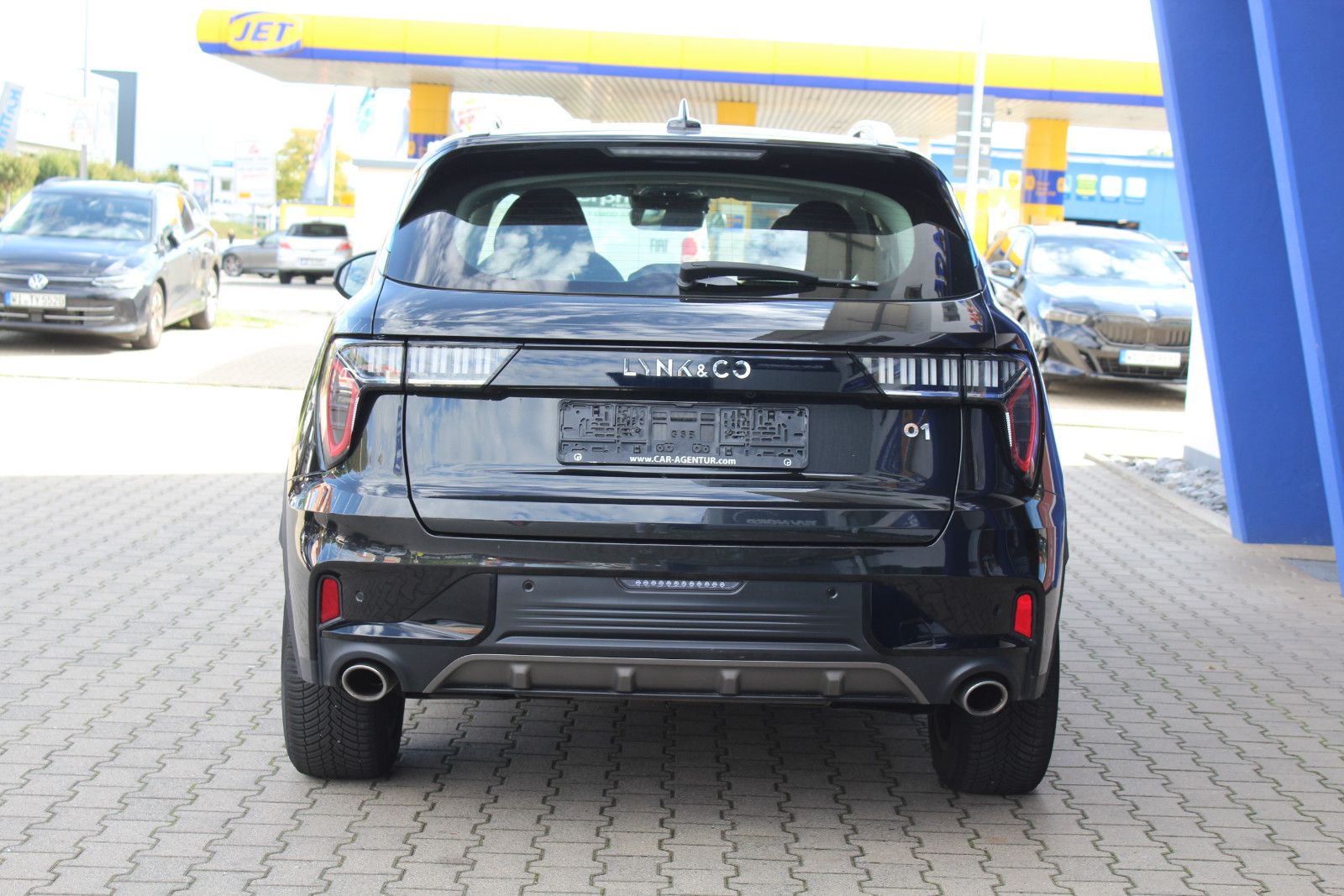 Lynk & Co 01