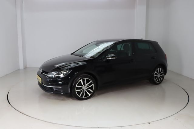 Volkswagen Golf VII Sound * Standheizung * LED *