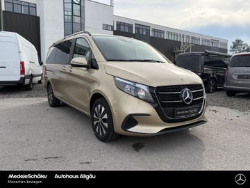 Mercedes V 220 - 10