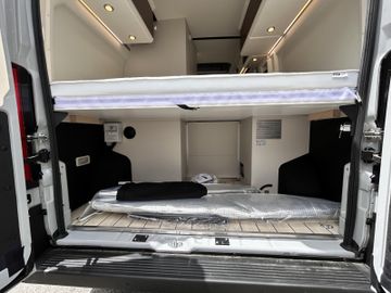 Westfalia Columbus 540 D 140 PS SOLAR 18 DELTA Markise