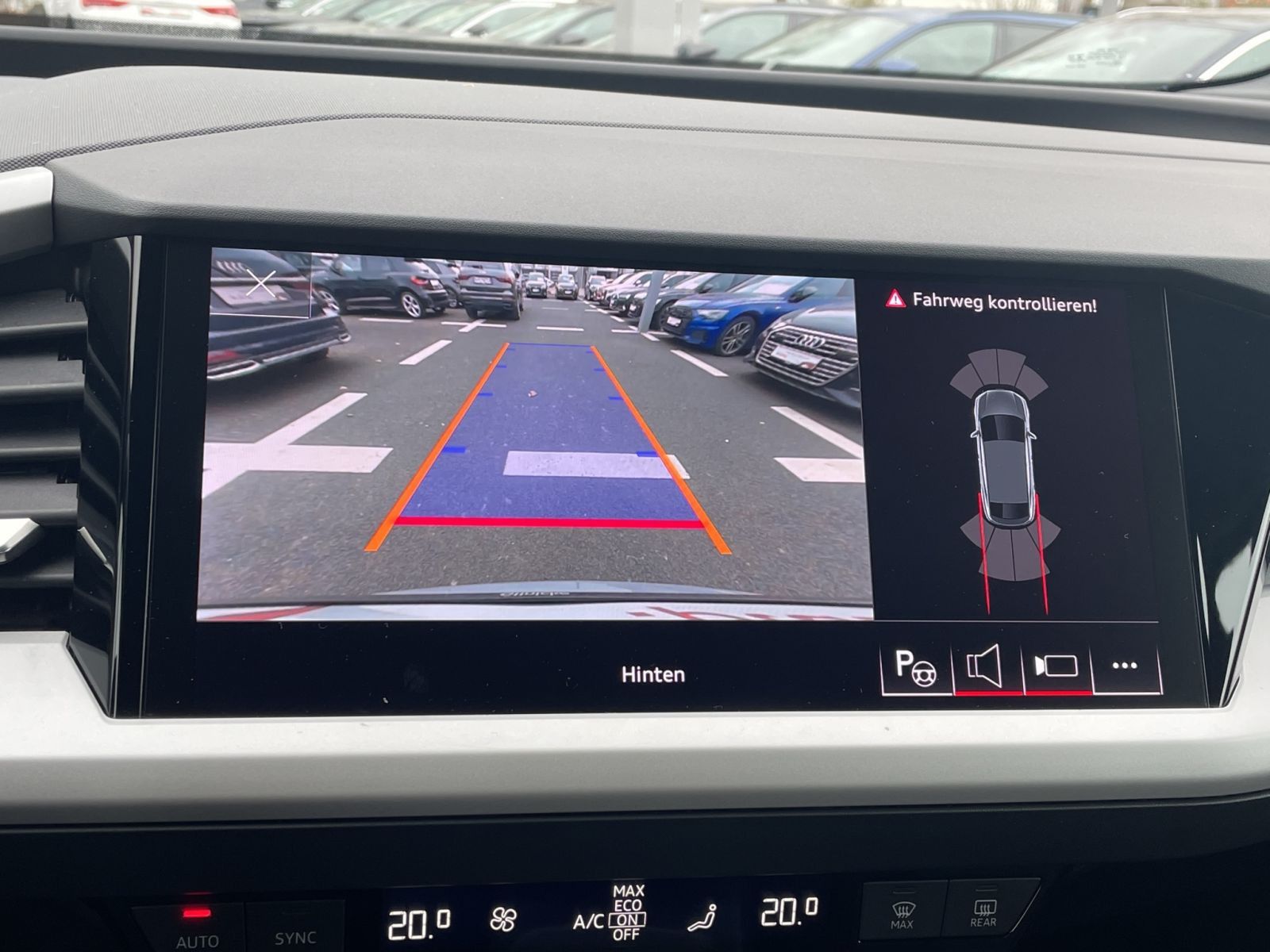 Audi Q4 e-tron - Bild 24