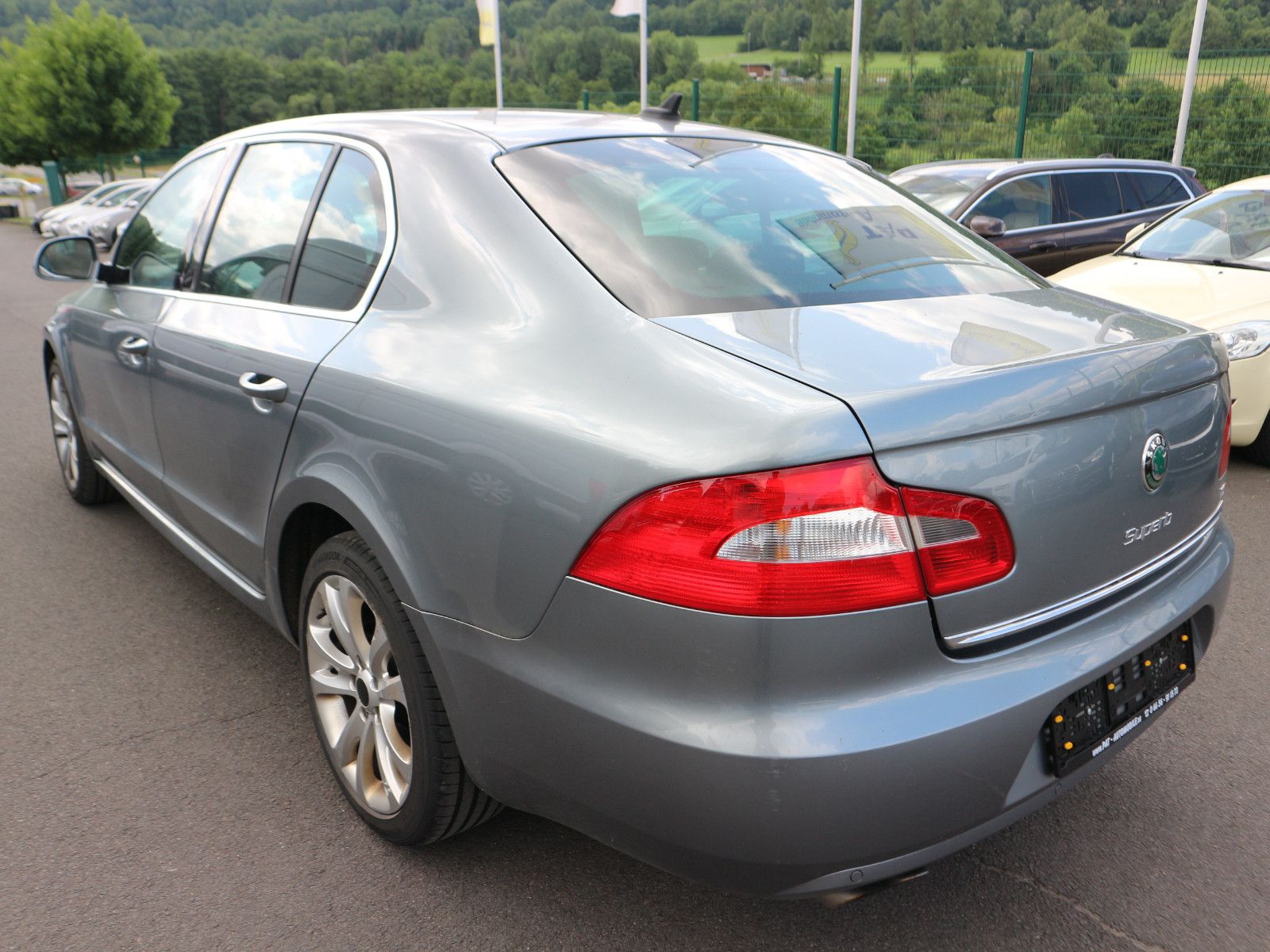Fahrzeugabbildung SKODA Superb Family DSG GRA Xenon PDC SHZ