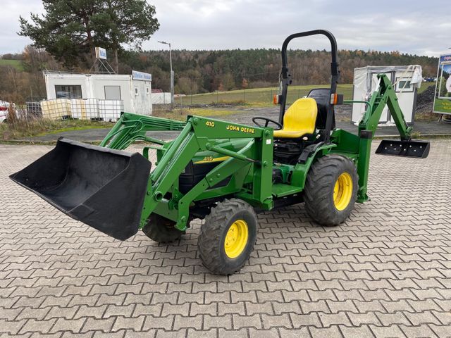 John Deere 4115 Traktor Allrad Baggeranbau