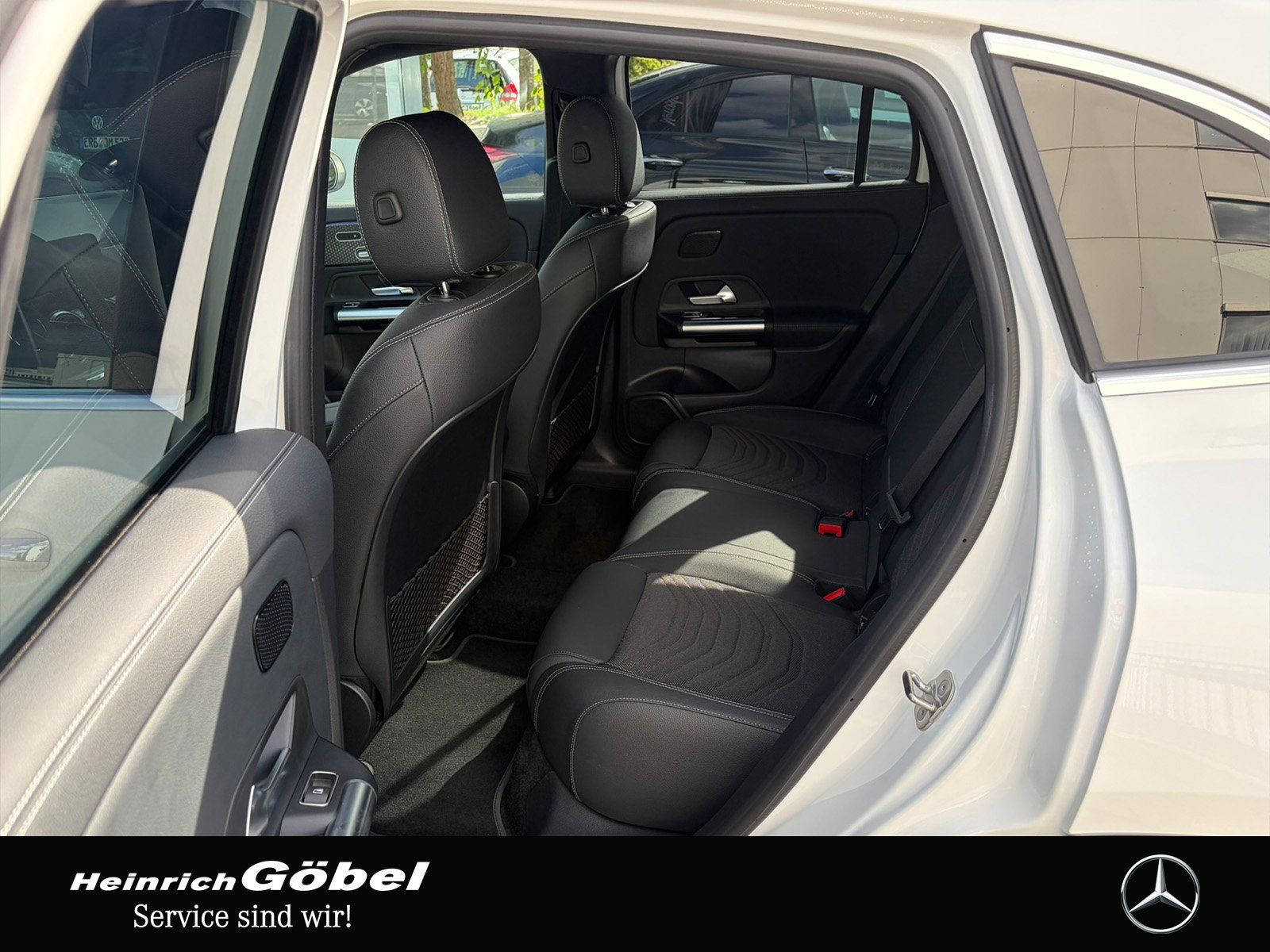 Fahrzeugabbildung Mercedes-Benz EQA 250+ PROGRESSIVE*FAP*MEMORY*DISTRONIC*AMBIEN