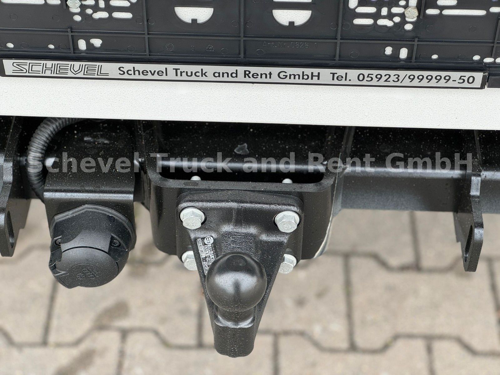 Fahrzeugabbildung MAN TGE 3.180 4x4  DoKa Pritsche Automatik