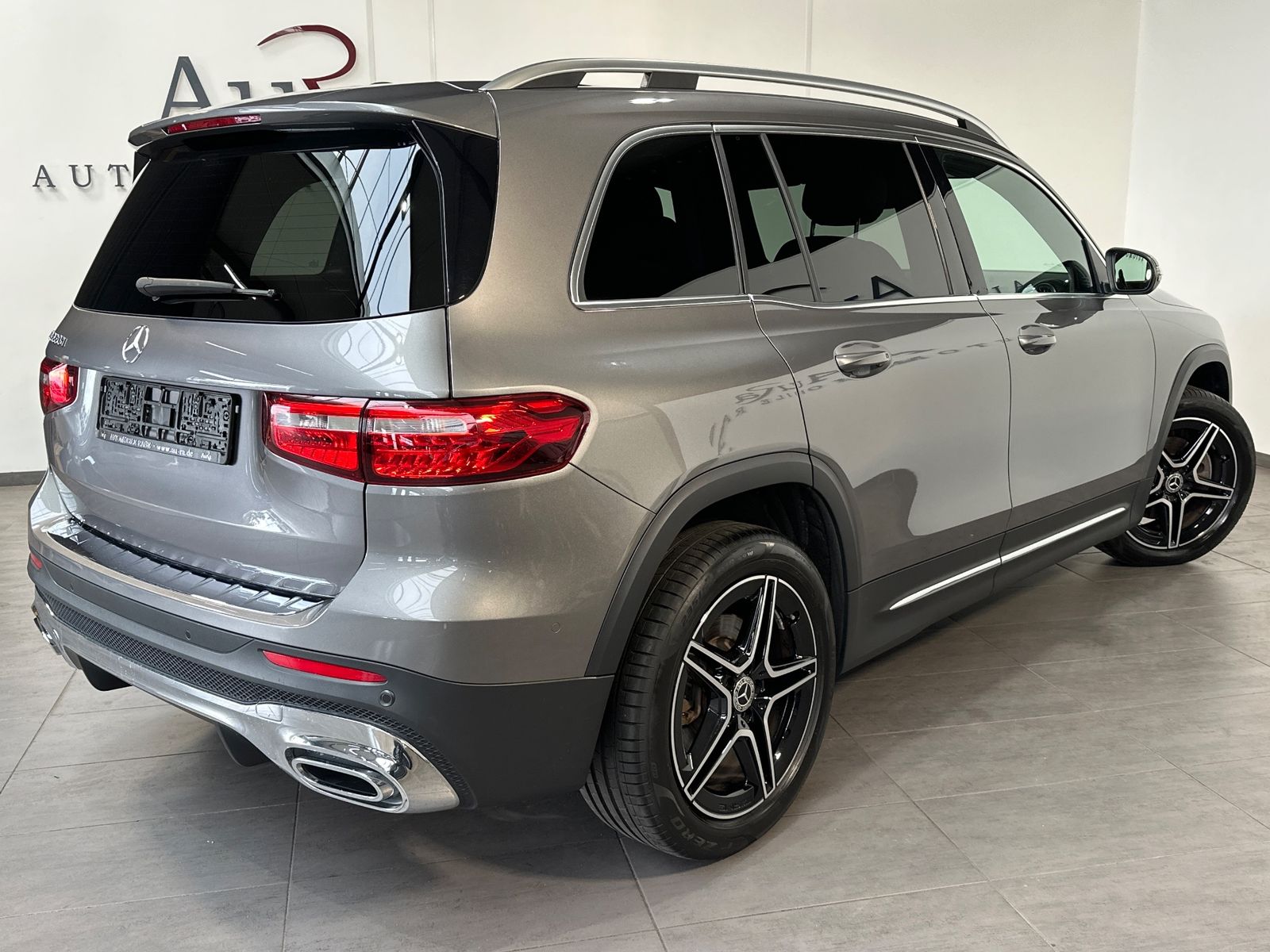 Fahrzeugabbildung Mercedes-Benz GLB 220d AMG Line NAV+AHK+360GRAD+SHZ+MEMORY
