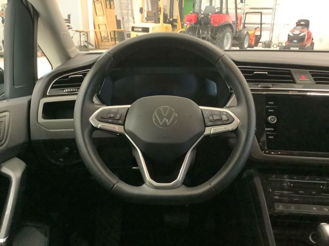 Touran Comfortline R-Line Black Style 1,5 TSI 11