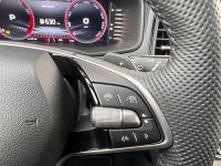 SKODA Karoq 2.0 TSI DSG 4x4 Sportline PANO AHK 5J GAR bei Autohaus Landmann & Maier OHG