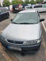 Mazda 323 abzugeben - gebrauchte Mazda 323 aus dem Jahr 1999