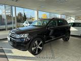 Volkswagen Touareg V6 3.0 TDI BMT 22" AHK LEDER BI-XENON - Volkswagen Touareg aus 2011: V6