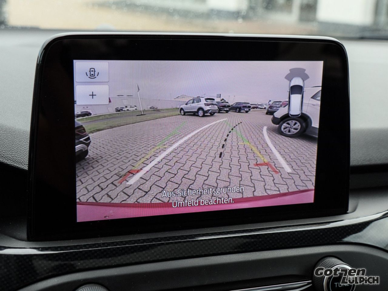 Fahrzeugabbildung Ford Focus Turnier ST-Line 2.0 TDCi Navi Pano LED PDC