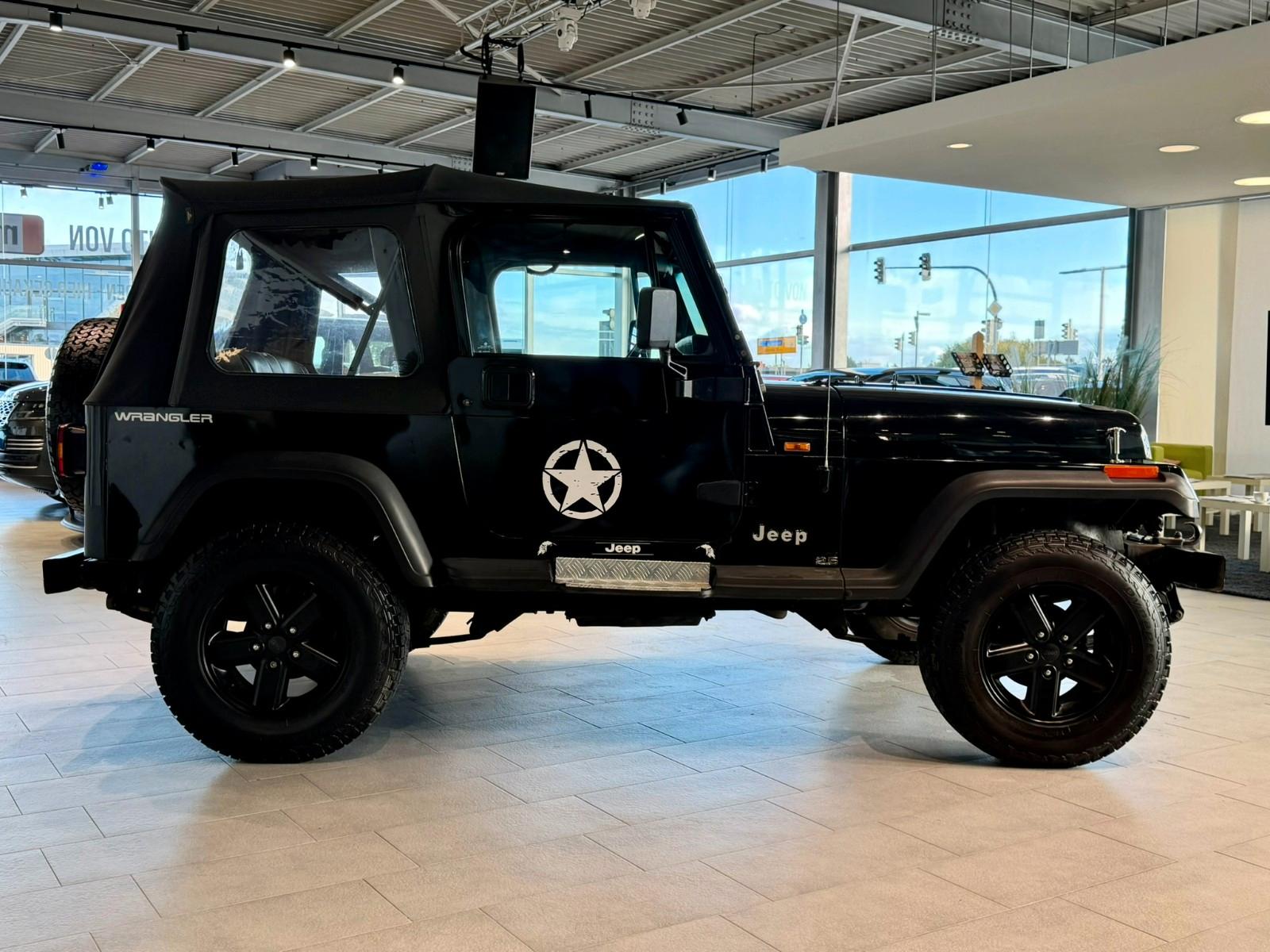 JEEP WRANGLER - 2.5l - 121 CV - BVM - CARNET D'ENTRETIEN
