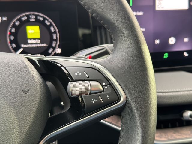 Superb Combi 2.0 TDI L&K DSG HUD PANO MATRIX-LED